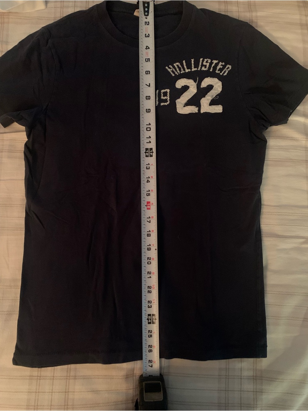Hollister Brand T Shirt - Picture 4 of 6